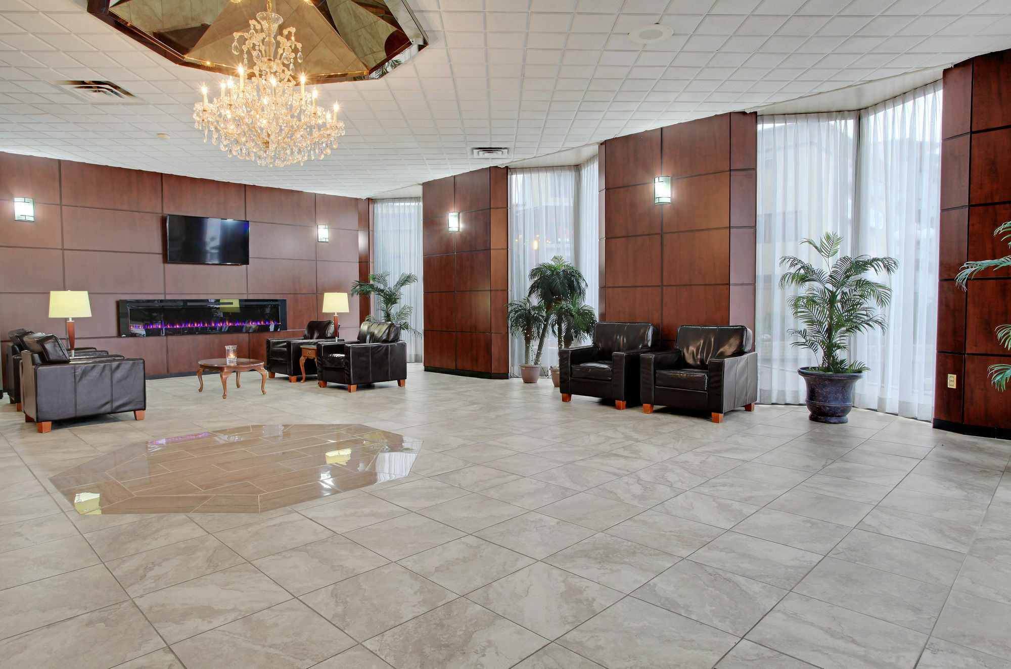 Travelodge By Wyndham Ллойдмінстер Екстер'єр фото